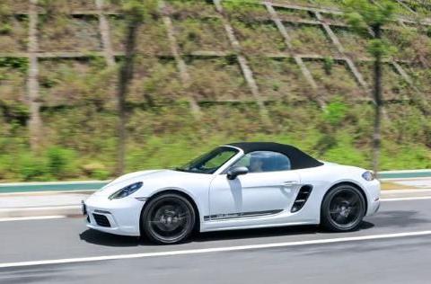 保时捷女神再创辉煌：2024年销量目标直指532台新高峰