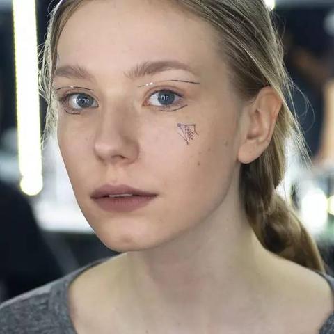 突袭秘籍真能提升胜率？职业玩家私藏的3个冷门突袭技巧首次公开