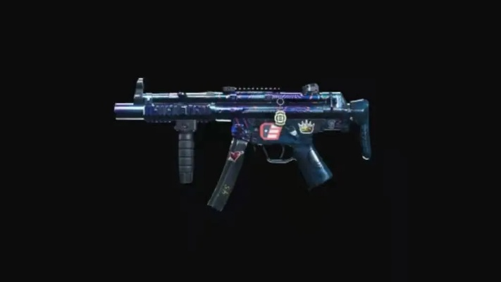 《使命召唤战区》新手攻略：枪械精选、技能搭配与核心机制解析