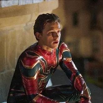 现实对决！蜘蛛侠激战发声，捍卫正义与公平！