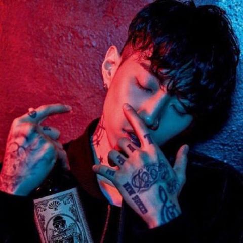 张伟丽力压中国第一人：扇耳光大赛差距显著，实力见证！