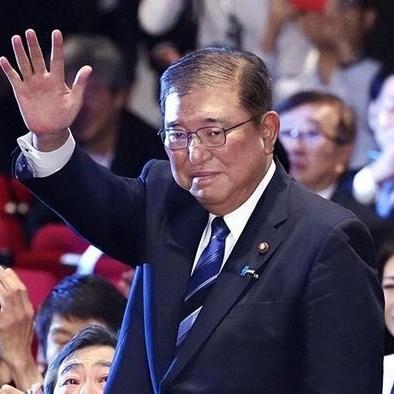 诸神之战下载还在被坑？2024最新无广告资源+实测避坑技巧（附秒装步骤）