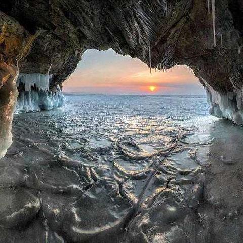 看了100个死亡岛通关视频，我总结出新手必知的5个通关关键