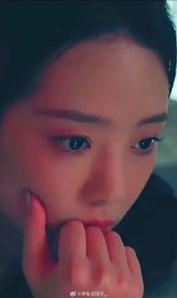 徐艺真险遇咸猪手：勇敢反击，同行力挽狂澜，正义守护星光