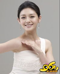 泪目！大S雕像揭幕感动全场，S妈喜极而泣：宝贝重生再现辉煌