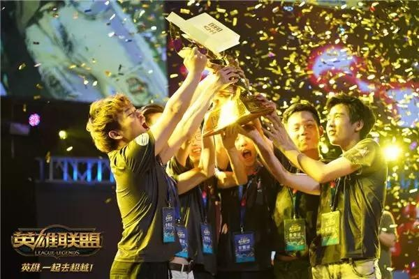 先锋归来，荣耀再续，全新竞技盛宴