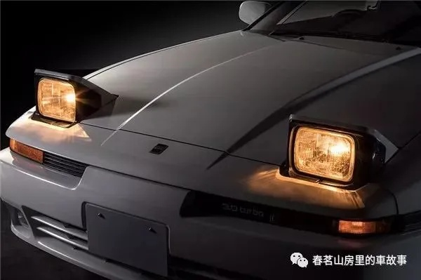 AE86鼠标惊艳登场，可动头灯全车灯光升级，再现经典风采！