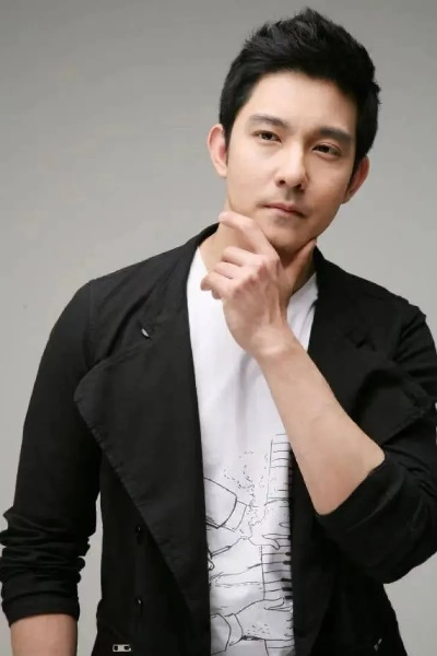 立威廉勇敢抗癌：49岁男星遗书背后，书写生命新篇章