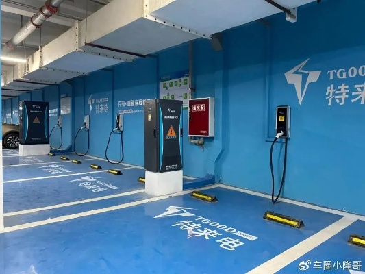 车主怒斥高速服务区充电贵，百元难充满，揭秘充电真相！