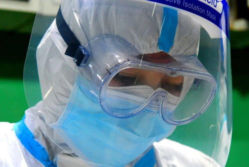 羽绒肺风险警示：羽绒服穿法不当可致肺部损伤，警惕羽绒肺危害