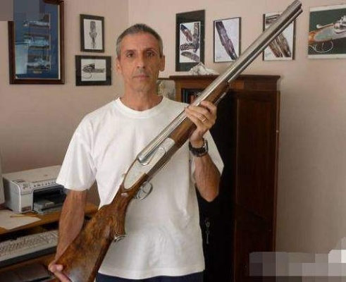 威力最大的枪到底有多恐怖？硬核玩家实测拆解战场杀器天花板