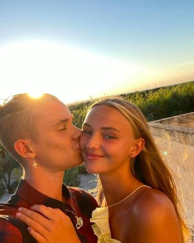 托比蛛绯闻女友米什卡·席尔瓦：网红超模的时尚影响力揭秘