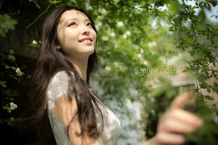 湿身瞬间！带派拍照绝技大揭秘，解锁夏日魅力新姿势