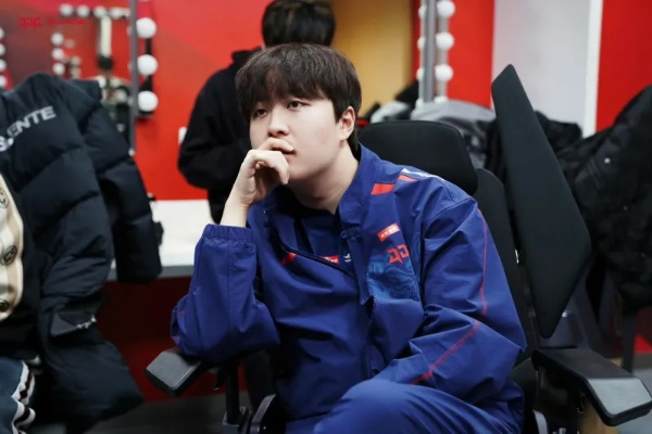 想复刻Kanavi的打野统治力？野区入侵+控龙节奏的路人局实操指南