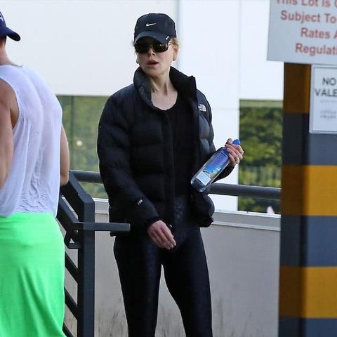 离异少妇妮可・基德曼情人节独享温馨时光，演绎单身新风尚