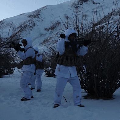 战地3新手30小时KD破2实战密码，2025年枪法点位与意识速成法