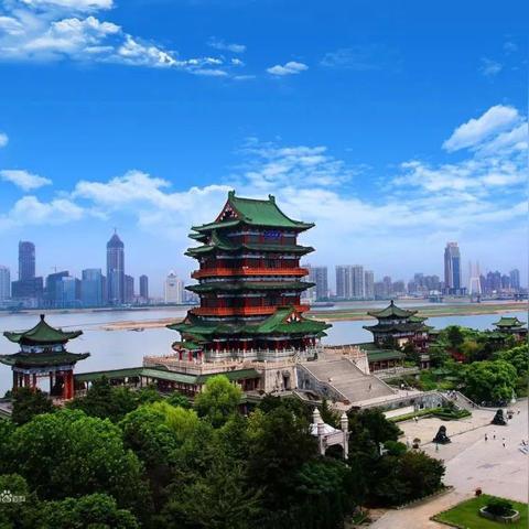 日本男子全文背滕王阁序免票进景区 称喜欢中国文化