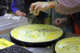 从药药切克闹煎饼果子到爆店，魔性美食口播的流量密码与落地实操全指南