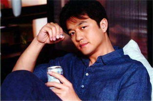 李亚鹏饮酒后83岁母亲开车接其回家：家有一宝 心有归处