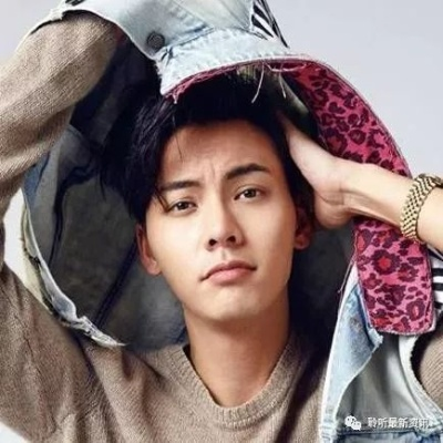 陈伟霆照片全类型拆解，从街拍到硬照，如何复刻明星级出片思路？