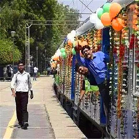 旅客检测称高铁二氧化碳超标 专家回应：没超！