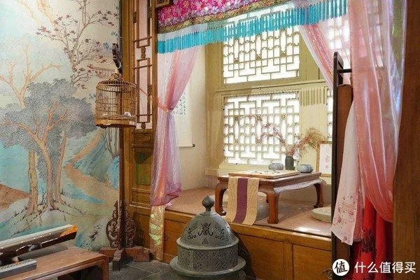 蜗居复原红楼梦火了！10㎡微缩场景怎么玩？附非遗+IP变现全指南