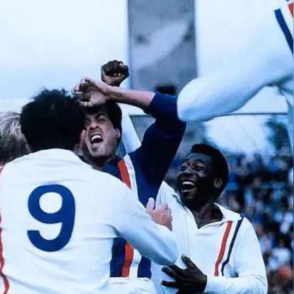 冬奥夺金后意外露出耐克内衣 杰克保罗未婚妻或可获百万美元报酬