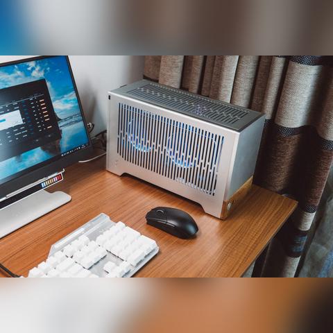 苹果翻盖式折叠屏iPhone曝光：竖折叠新形态正在路上