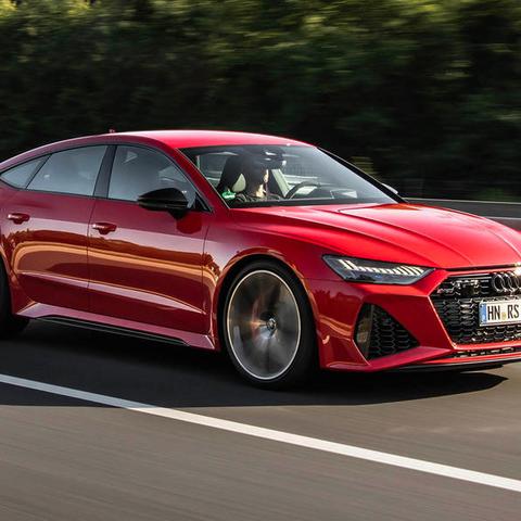 一骑绝尘！《飞驰人生3》总票房破10亿 豆瓣7.6分