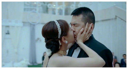 囧雪×三傻拍完吻戏直接干呕 恐怖新片震撼上映