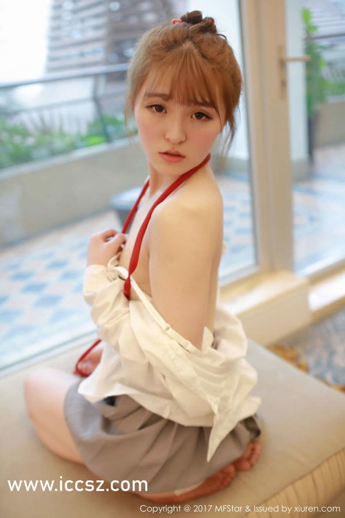 波多野结衣新图美爆了！俯视角观感超赞