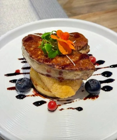 法国人也吃山东县城的鹅肝 中国已成为全球最大鹅肝生产国