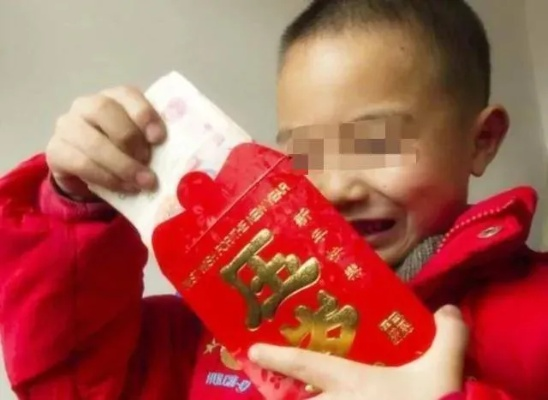 父亲偷取压岁钱被10岁儿子起诉 法院:连利息一起返还