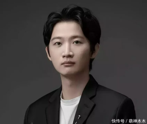 留长发、穿女装、化浓妆 好利来大公子罗昊怎么了？