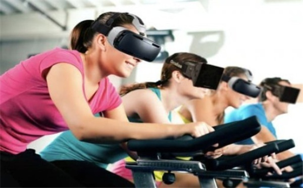 172VR真的适合新手？千元级VR从看片到健身的实测玩法全解析