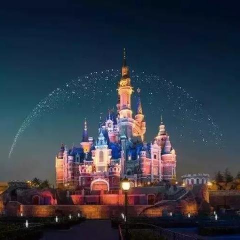 哈尔滨冰雪大世界因气温升高提前闭园：给游客退票后 承诺下届免费看