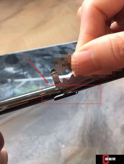 揭秘：卡针戳错手机孔 到底会不会弄坏设备？