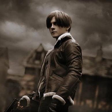 还是疯了！《生化危机》里昂Coser发视频展现精神状态