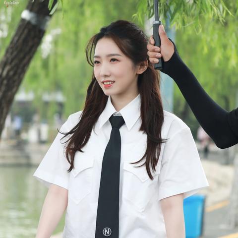 2026诛仙前传新手开荒遇瓶颈？T0职业/隐藏剧情/副本技巧全解析