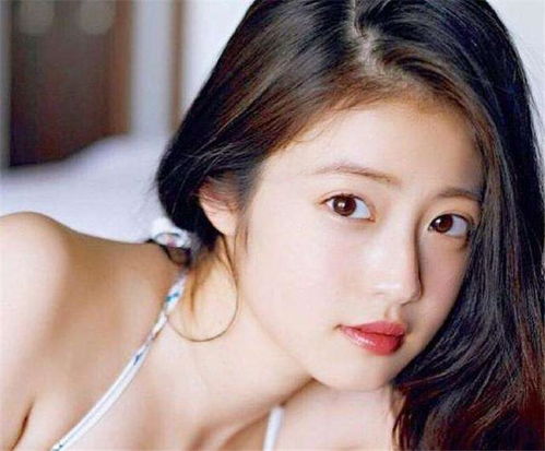 47岁土耳其美女演员Ins付费订阅爆火 20小时狂赚超20万里拉