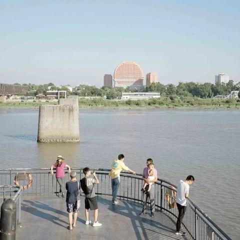 回到小时候，开家游戏店吧！叙事经营新作《夕阳游戏店》亮相新品节