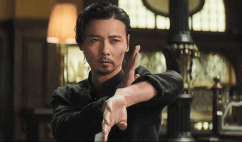 《镖人》双头蛇演员张晋晒个人剧照：给大家拜个晚年