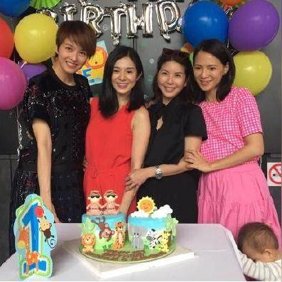 50岁“鬼后”李心洁冻龄似少女 网友大赞状态超好