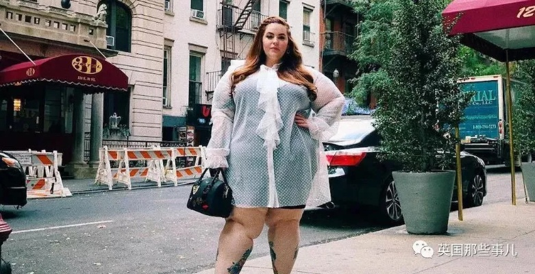 270斤女模特因太胖被人寿保险拒绝：为什么歧视我