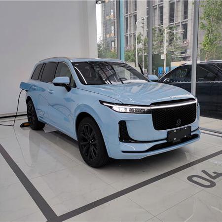 李想：AI时代普通人创造的价值为零 只能服务自己