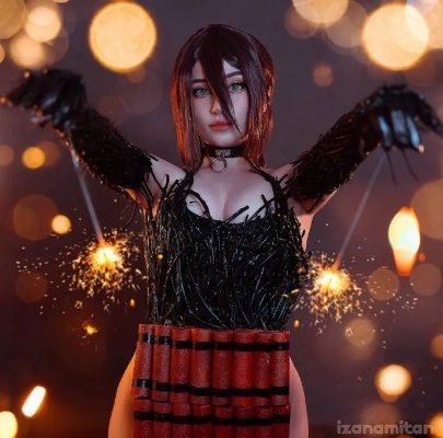 外网晒《电锯人》蕾赛手办 网友：这是我见过最美的蕾赛手办