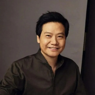 小米低趴超跑要来了！雷军称明天准备了一个惊喜