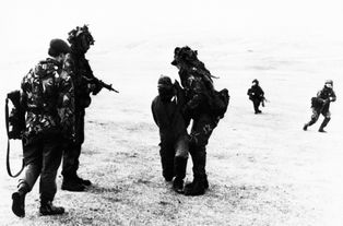 《对马岛》新作被毙！蓝点解散内幕：财务压力太大