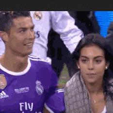 C罗未婚妻发大尺度照片引争议！球迷急坏了