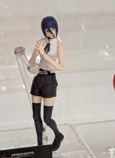 外网晒《电锯人》蕾赛手办 网友：这是我见过最美的蕾赛手办